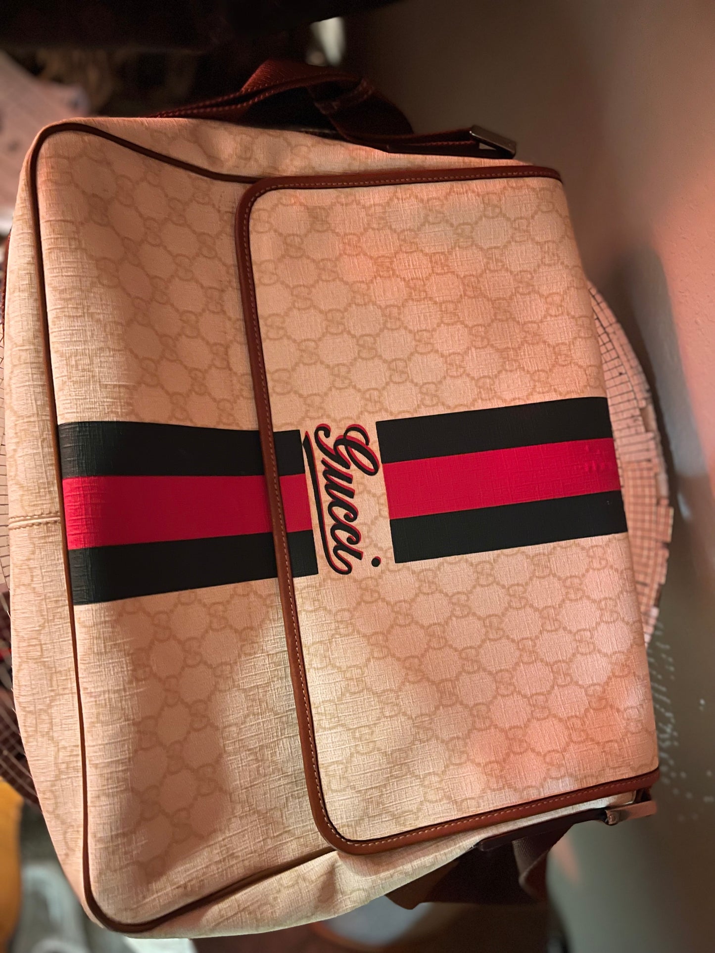 Gucci Messenger Bag White- Vintage