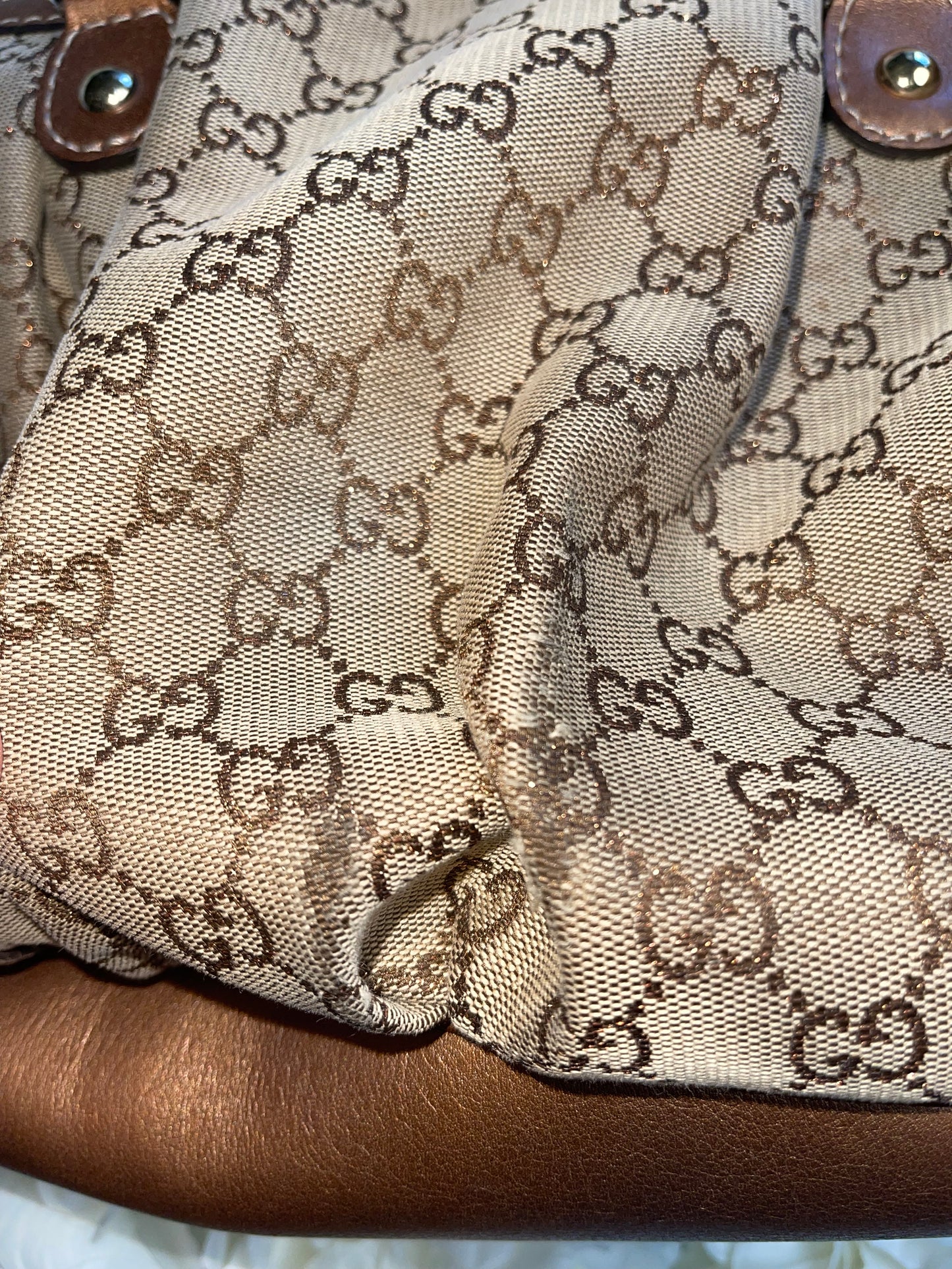 Gucci GG Signature Sukey Canvas Bag