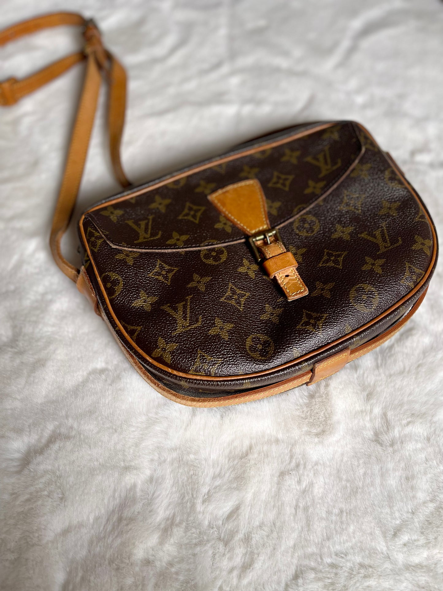 Louis Vuitton Jeune Fille GM Crossbody Bag Vintage