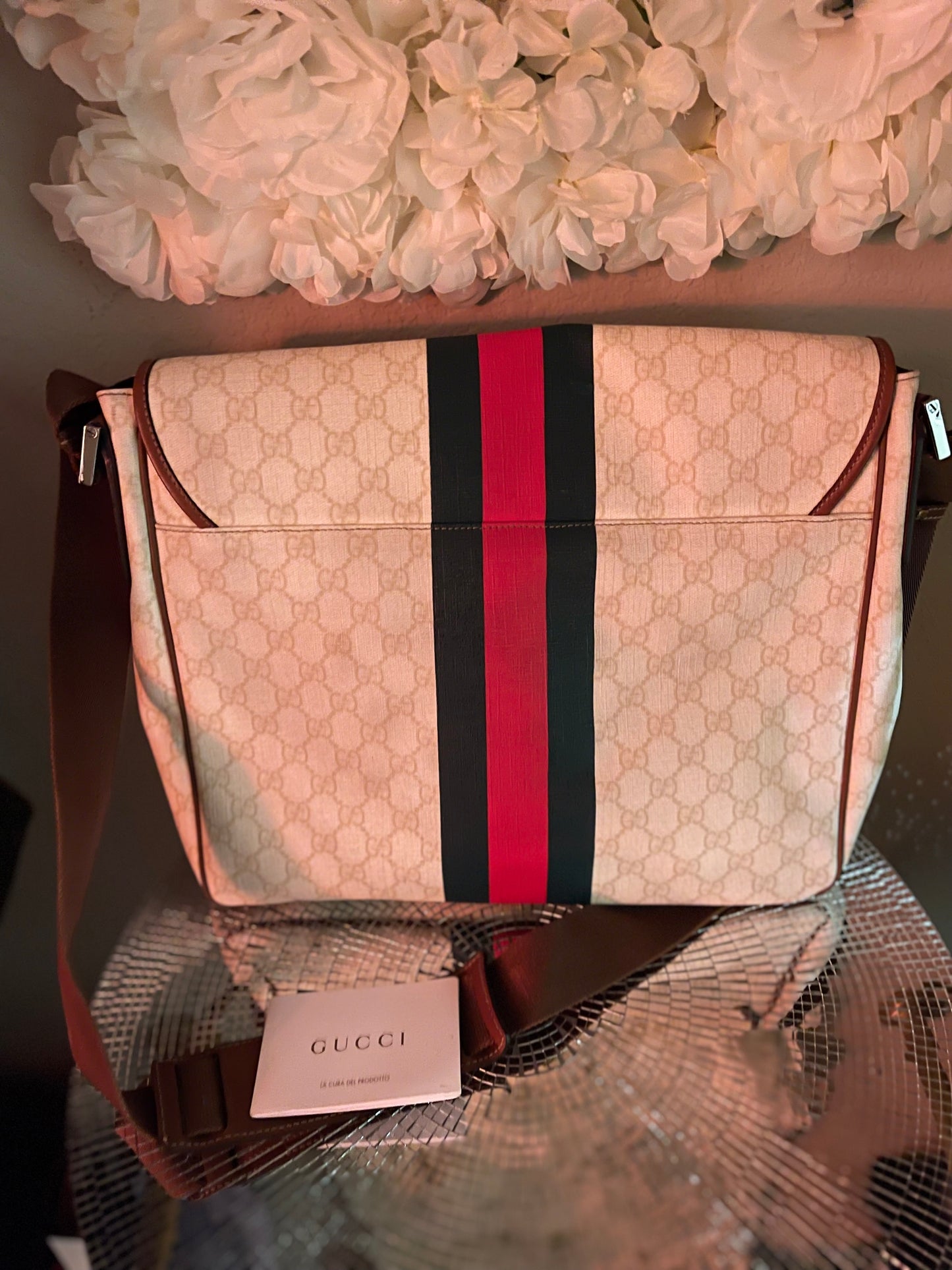 Gucci Messenger Bag White- Vintage