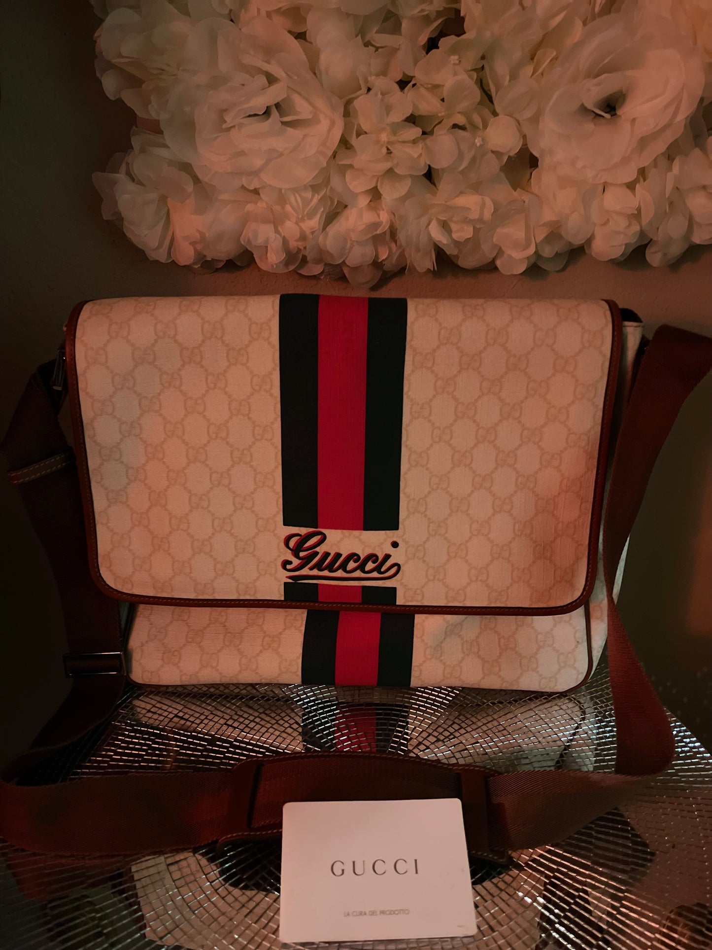 Gucci Messenger Bag White- Vintage