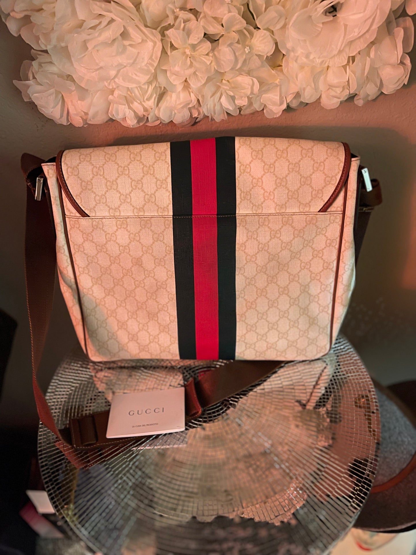 Gucci Messenger Bag White- Vintage