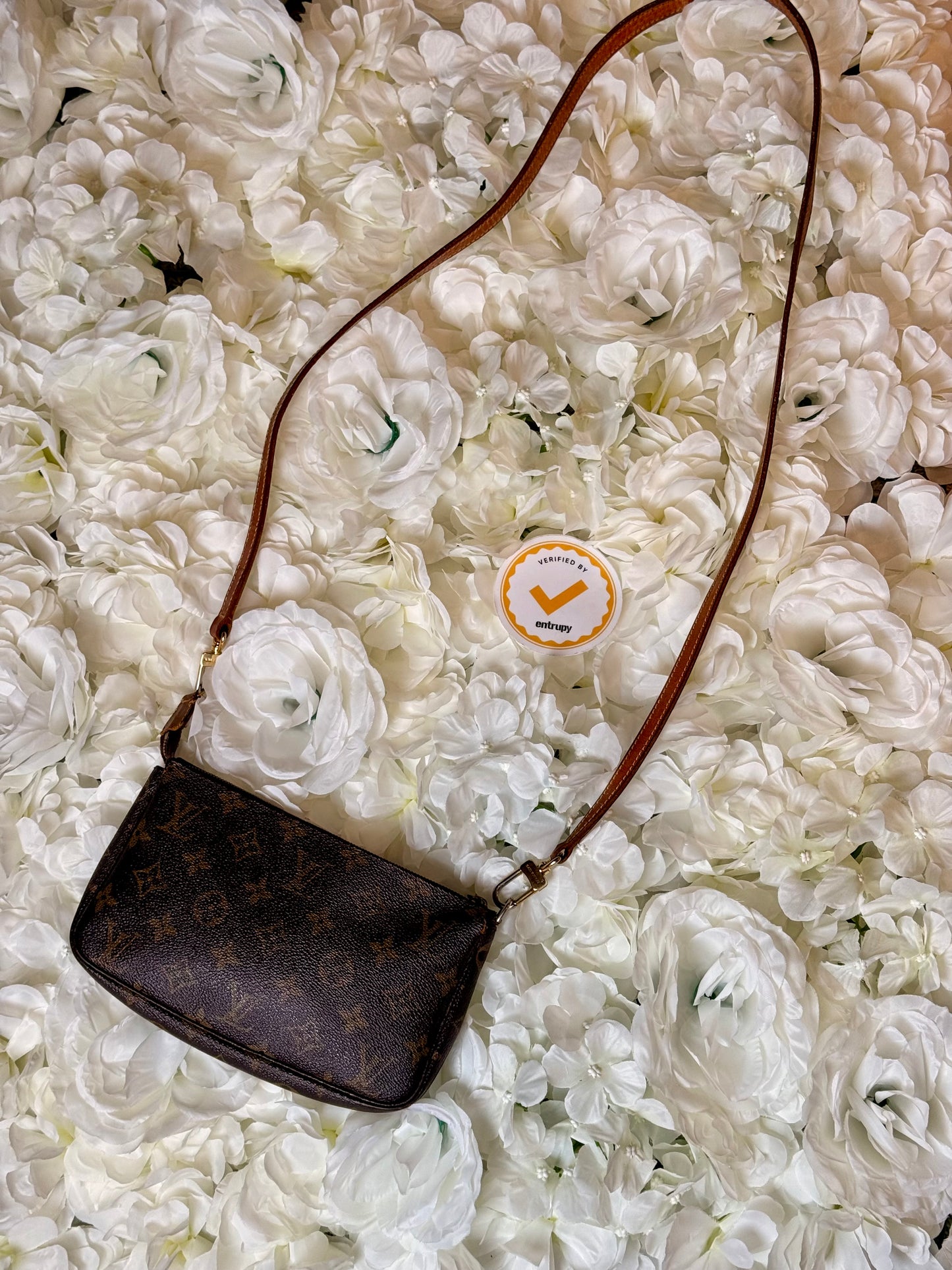 Louis Vuitton Monogram Pochette Crossbody Bag with Authentic Strap Vintage