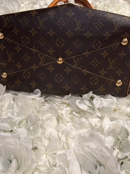 Louis Vuitton Tivoli GM Handbag