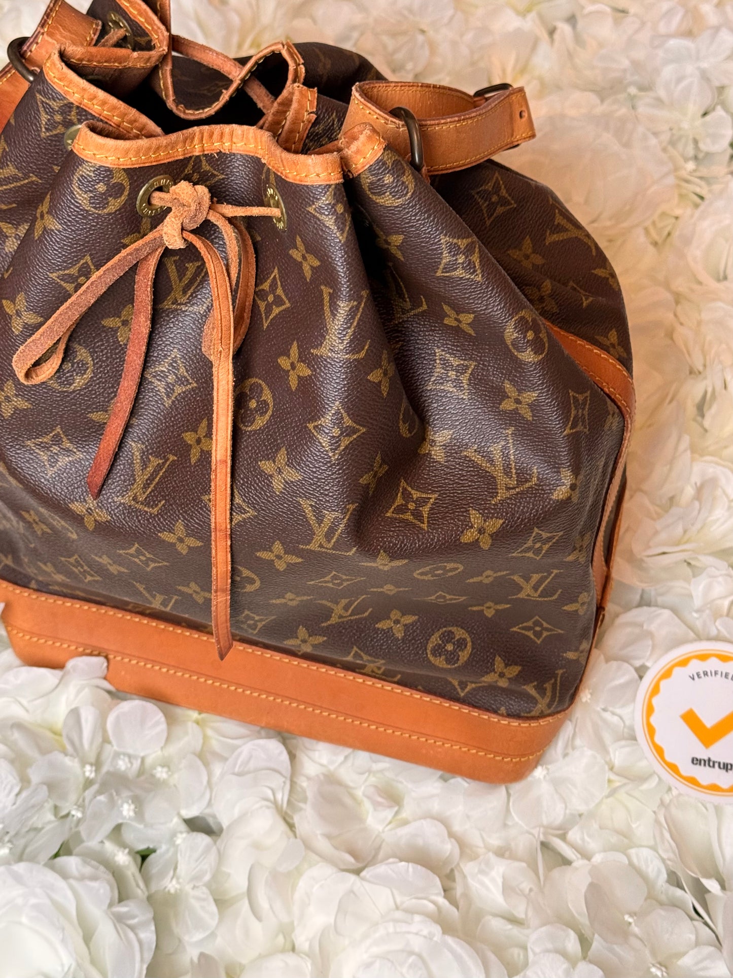 Louis Vuitton Noe GM Bucket Bag Vintage