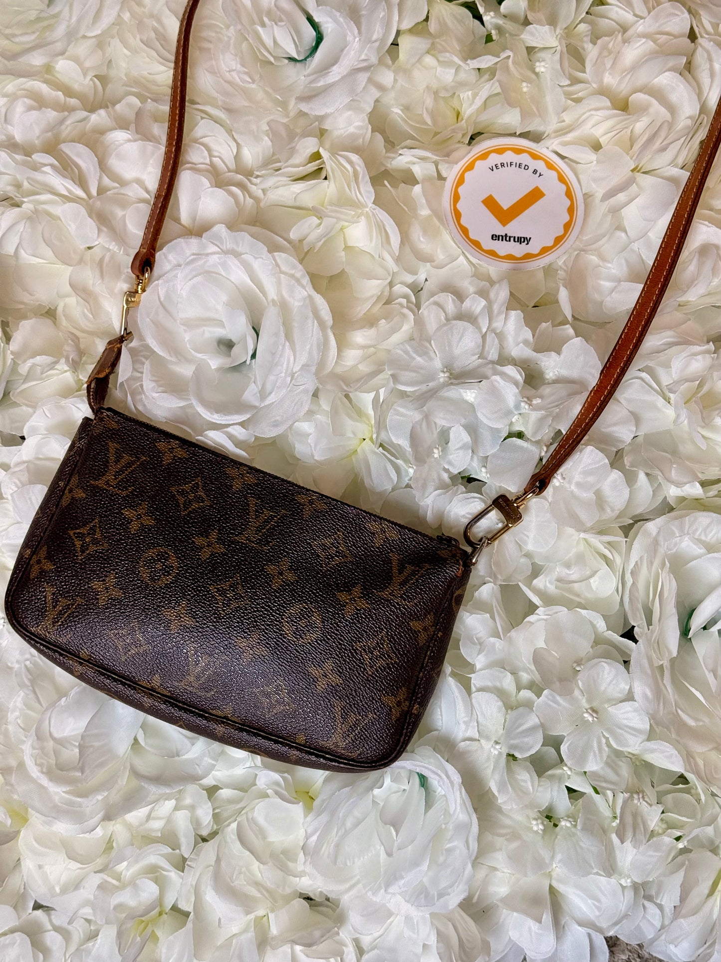 Louis Vuitton Monogram Pochette Crossbody Bag with Authentic Strap Vintage