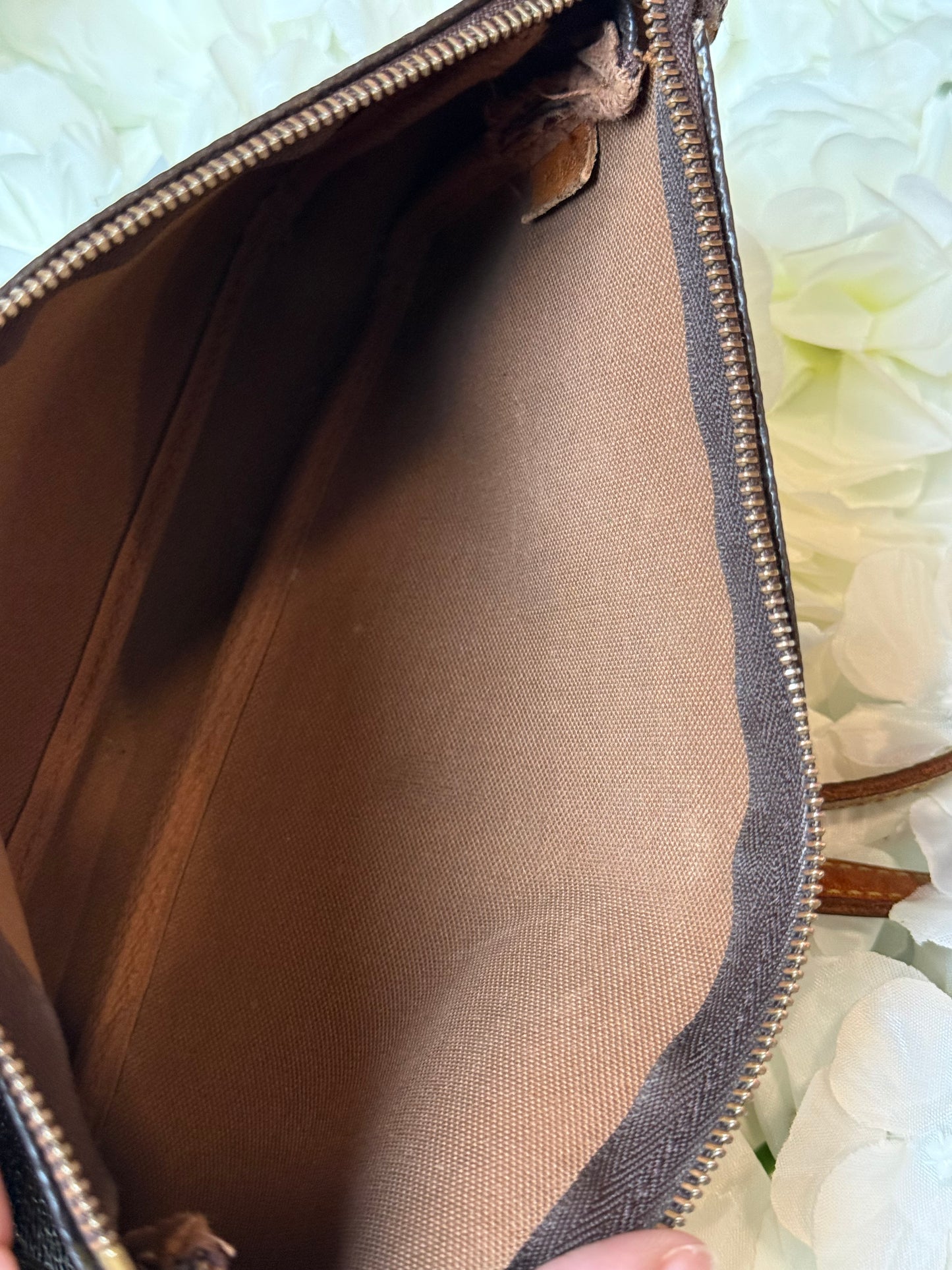 Louis Vuitton Monogram Pochette Crossbody Bag with Authentic Strap Vintage