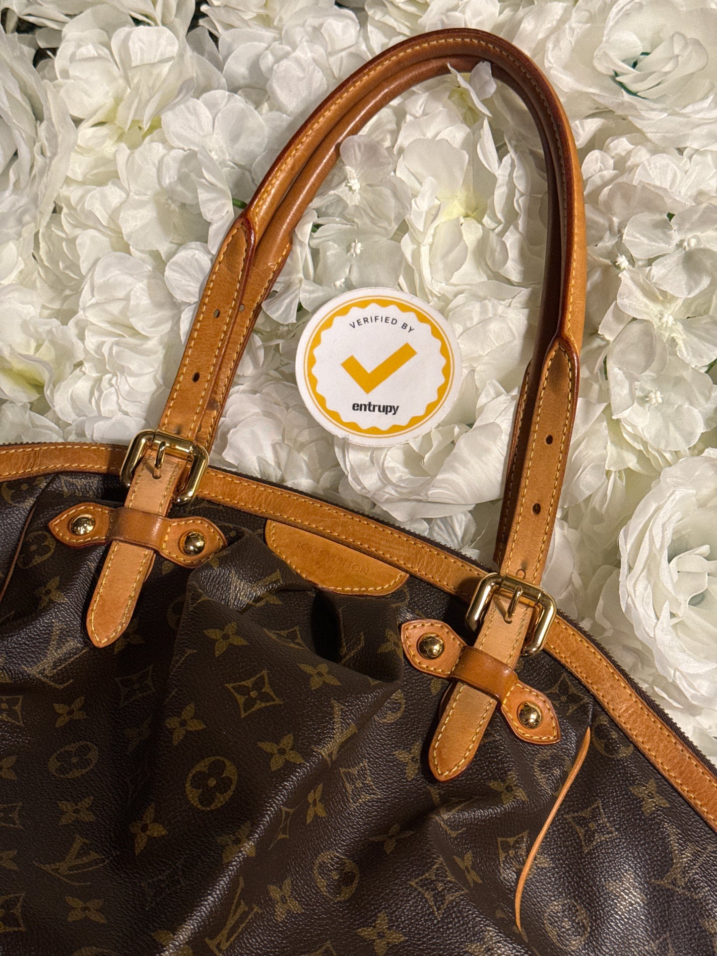 Louis Vuitton Tivoli GM Handbag