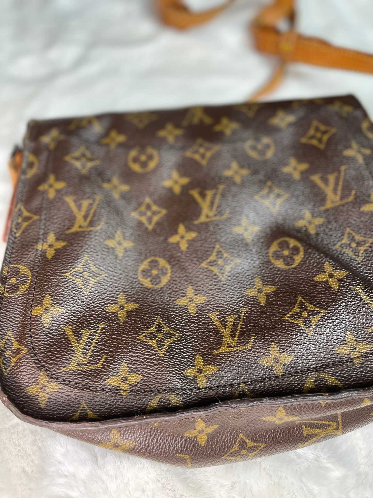 Louis Vuitton Saint Cloud GM Crossbody Bag Vintage