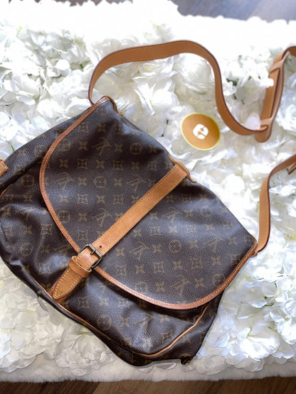 Louis Vuitton Saumur 35 Messenger Bag Vintage