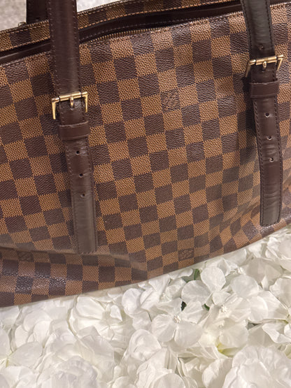 Louis Vuitton Chelsea GM Handbag